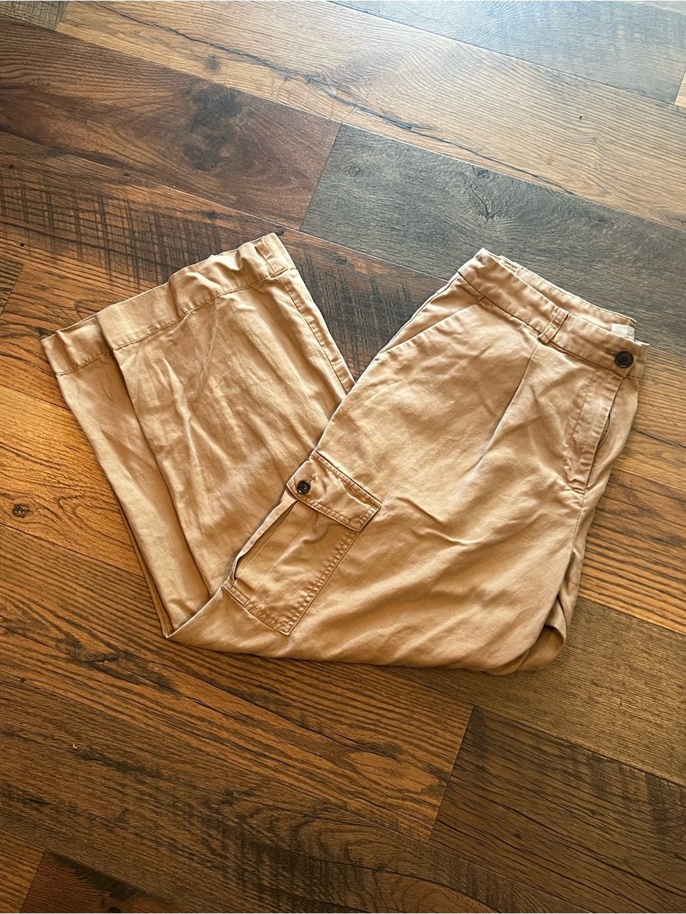 LOFT Women's Tan Cargo Pants with Side Pocket